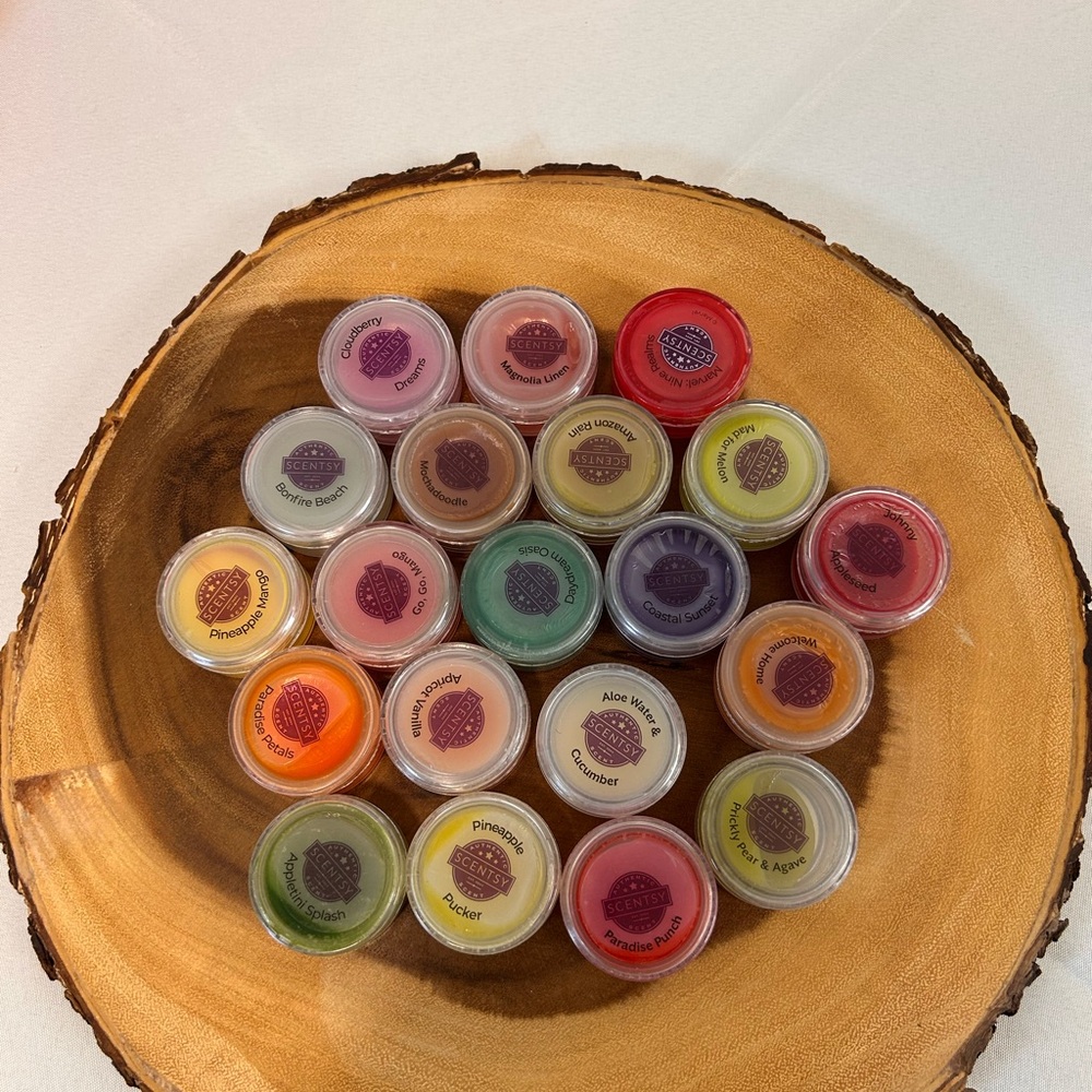 Lot of 20 Scentsy Wax Sample Testers‎ Variety of Scents